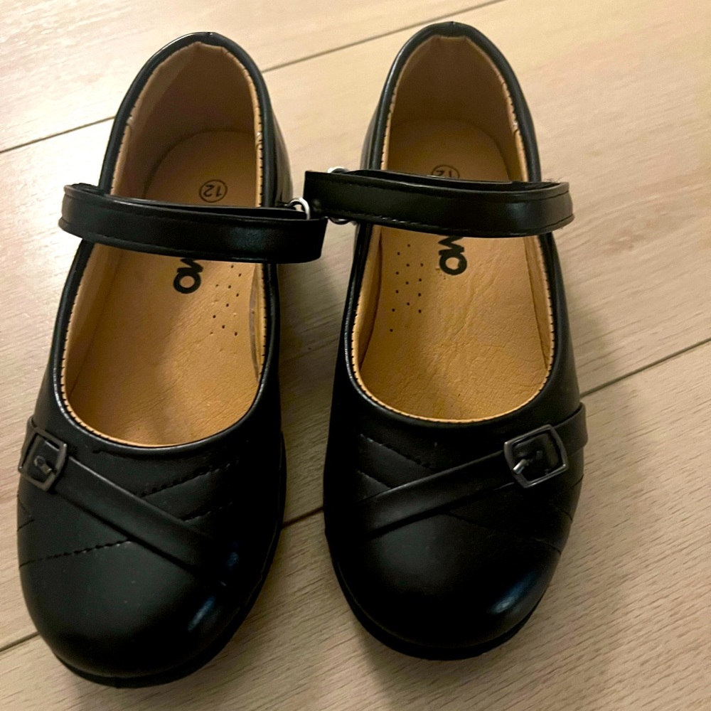 3 pairs of shoes. Great for school uniforms